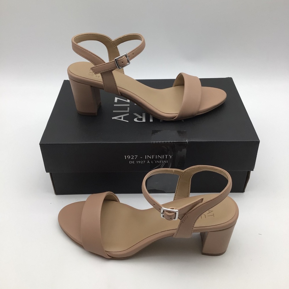 Naturalizer Bristol Womens Block Heel Sandals Creme Brulee Beige Size 6.5 M NEW